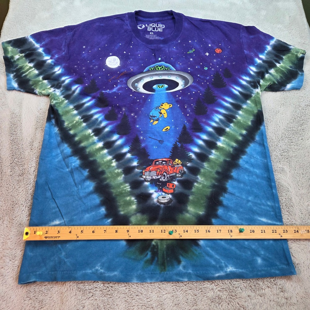 Liquid Blue T-Shirt Mens XL Alien Abduction Bear Galaxy Graphic Tie Dye Purple